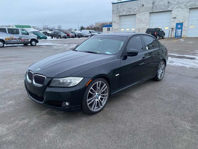  2011 BMW 3 Series 323 I in Cars & Trucks in Barrie