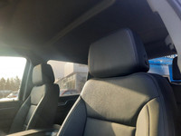 Engine: 6.6L TURBO 8cyl. L/100Km City: 0.0 L/100Km Hwy: 0.0 Safety Equipment Airbags, Dual-stage fro... (image 2)