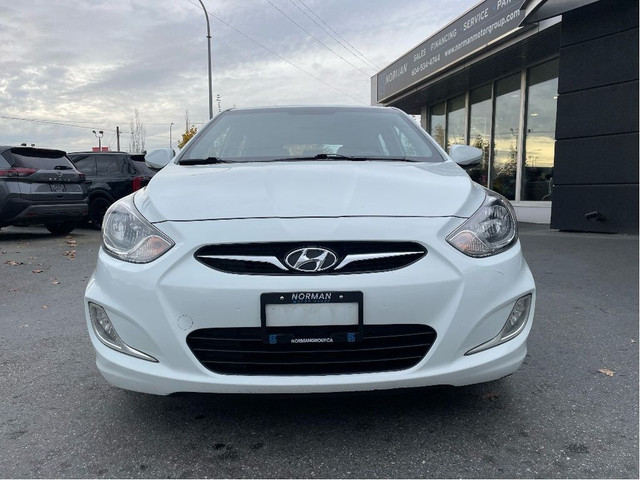 2014 Hyundai Accent GLS 6SPD HEATED SEATS SUNROOF in Cars & Trucks in Delta/Surrey/Langley - Image 2