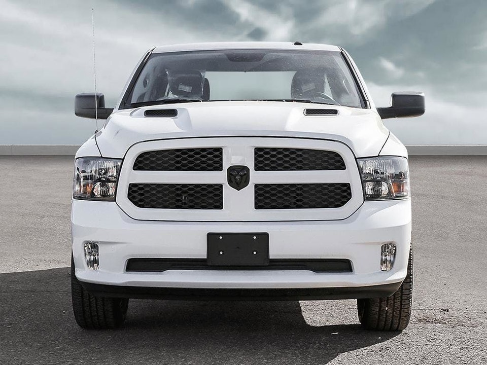 2022 Ram 1500 Classic NIGHT EDITION