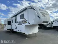 2011 Avalanche 330 RE Fifth Wheel