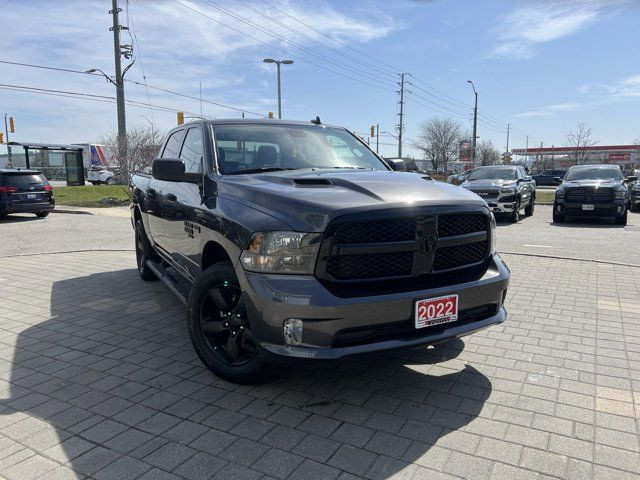 2022 Ram 1500 Classic | Express | Clean Carfax | HEMI | Night in Cars & Trucks in Mississauga / Peel Region