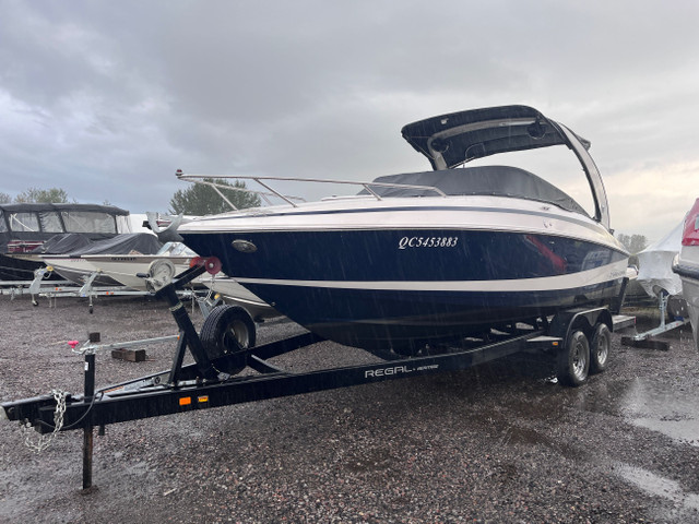 2015 REGAL 2550 V8 Mercruiser V8 in Powerboats & Motorboats in Lac-Saint-Jean