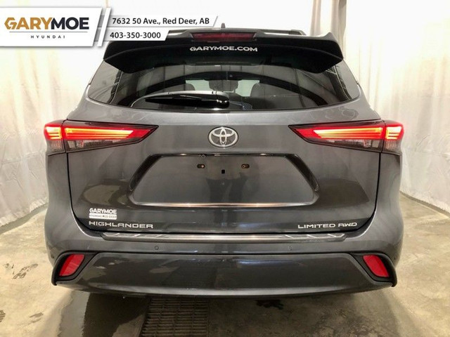 2020 Toyota Highlander in Cars & Trucks in Red Deer - Image 3