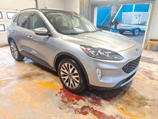 2021 Ford Escape Titanium SUNROOF! LEATHER! NAVIGATION! in Cars & Trucks in Bedford - Image 3