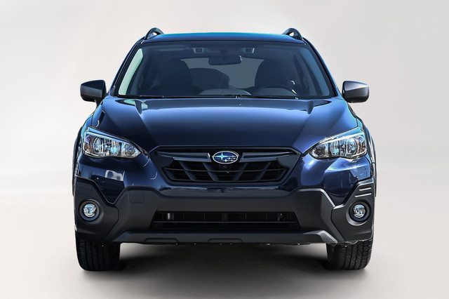 2021 Subaru Crosstrek Outdoor 2.5L EyeSight Sieges et volant cha in Cars & Trucks in City of Montréal - Image 2