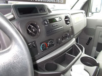 2019 Ford E450 Cutaway Reefer Van 6.2, V8, gas, auto, air, radio, 16ft box 158,576km, has 3 separate... (image 9)
