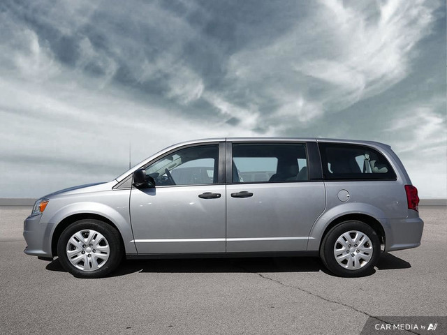 2018 Dodge Grand Caravan SE | REAR STOW N GO | V6 | DUAL ZONE A/ in Cars & Trucks in Oakville / Halton Region - Image 3