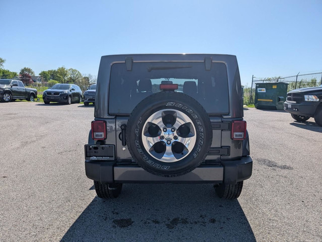 2016 Jeep Wrangler Sahara in Cars & Trucks in London - Image 4