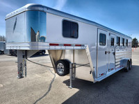 2024 Featherlite Trailers 9600-7450