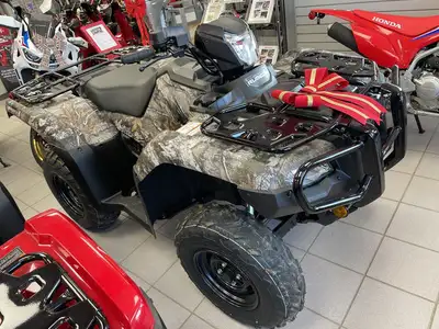 Engine Type: Single-Cylinder Displacement: 31.6 cu. in. (518 cc) Bore x Stroke: Bore: 3.78 in. (96 m...