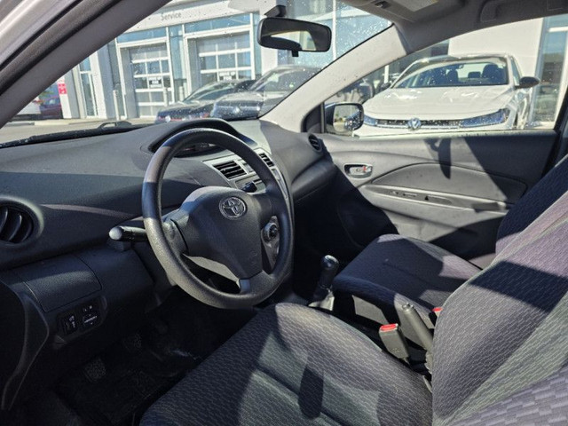 2012 Toyota Yaris 4-door Sedan 5M in Cars & Trucks in Ottawa - Image 2