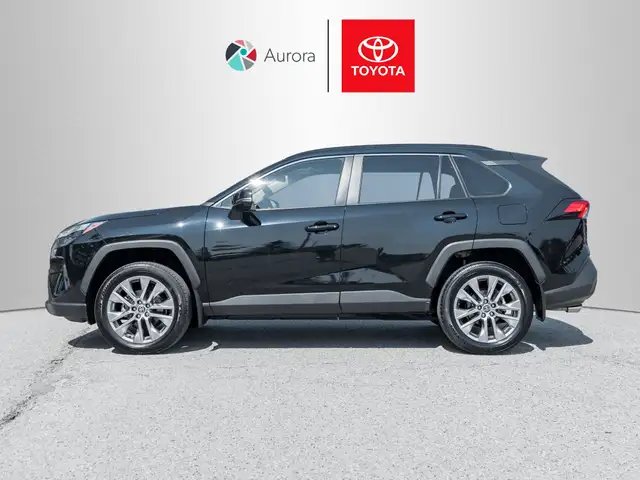 2024 Toyota RAV4 XLE XLE Premium, Dealer Maintained, Clean Ca... in Cars & Trucks in Markham / York Region - Image 4