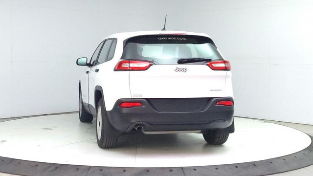 2017 Jeep Cherokee Sport Bluetooth, Air Conditioning, Power Wind in Cars & Trucks in Lethbridge - Image 4