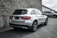 Low Mileage, Heated Seats, Rear View Camera, Blind Spot Assist, Crosswind Assist, Active Brake Assis... (image 2)