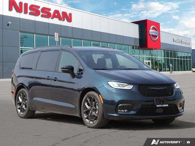 2024 Chrysler Pacifica Touring-L | FWD | No Accidents in Cars & Trucks in London