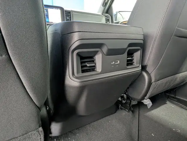 2025 Chevrolet Silverado 1500 LT- Trailering Pkg - Protection dans Autos et camions dans Barrie - Image 36