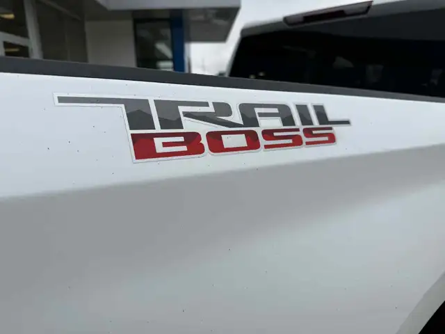 2025 Chevrolet Silverado 1500 Custom Trail Boss in Cars & Trucks in Edmundston - Image 7
