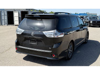 2017 Toyota Sienna SE 8 Passenger | FWD | CD Player | AM/FM Radio | Value Pricing ONE OWNER, **MARKE... (image 7)
