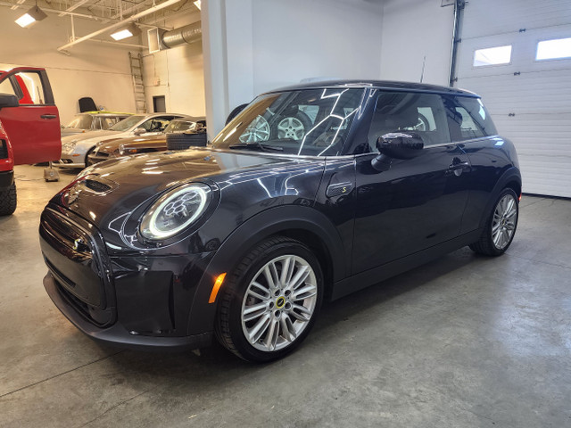 2022 MINI Cooper SE, Full Electric, Carfax-No Accident, Heated in Cars & Trucks in Edmonton - Image 2