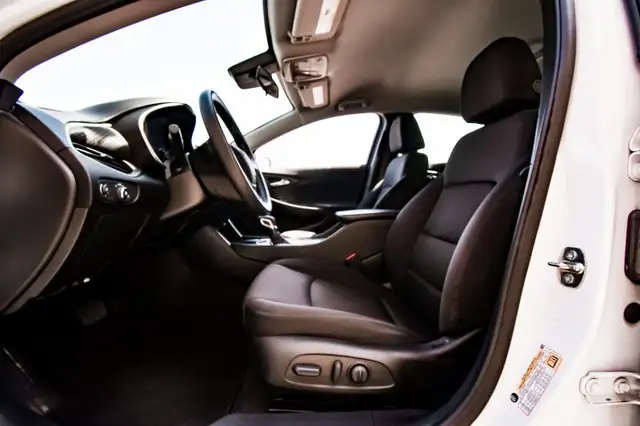2023 Chevrolet Malibu LT • HEATED SEATS • SIRIUSXM • CP/AA in Cars & Trucks in Kingston - Image 26