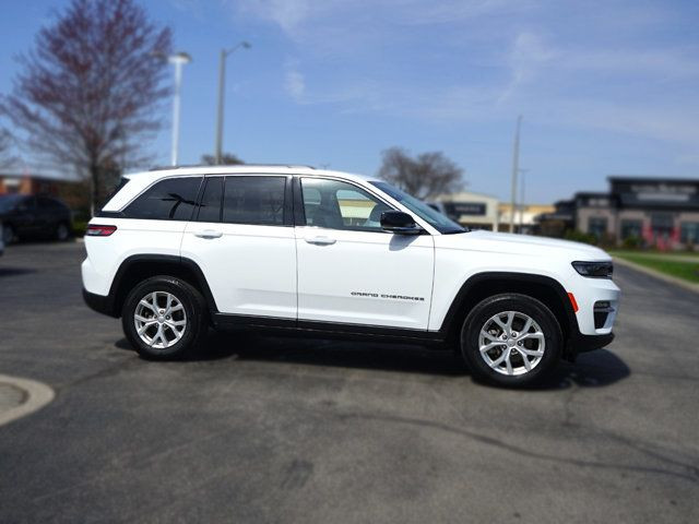 2023 Jeep Grand Cherokee Limited in Cars & Trucks in Hamilton - Image 4