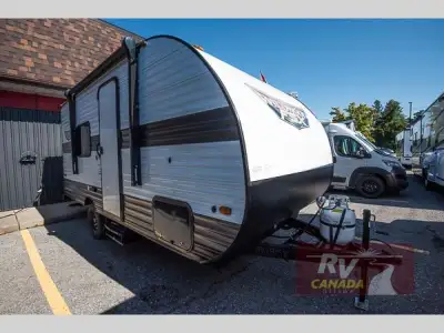 Please Call Us At 613.851.7326 with any questions? Forest River Wildwood FSX Limited Edition travel...