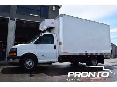GMC SAVANA 4500 Cube 14 pieds 2020 ** Réfrigéré / Congélation ** 83 000km Certifiés ! ** 1 Seul Prop...