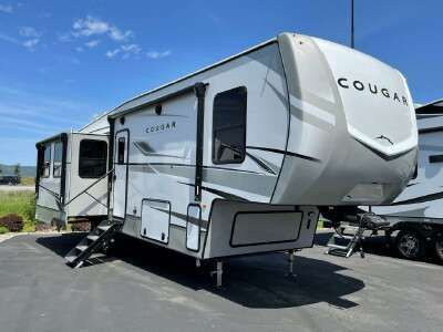 2023 COUGAR 316RLS in Travel Trailers & Campers in London