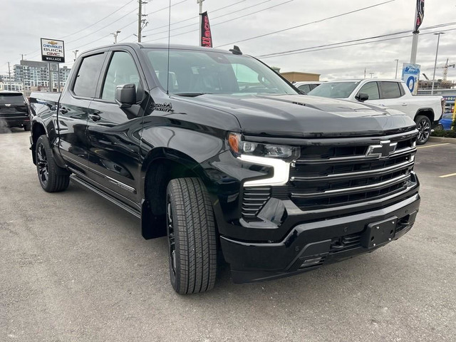 2025 Chevrolet Silverado 1500 High Country 4WD Crew Cab 147... in Cars & Trucks in Oakville / Halton Region - Image 4