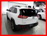 2015 JEEP CHEROKEE TRAILHAWK 4X4 CARFAX VERIFIED, REBUILT TITLE 209,500KM AUTOMATIC TRANSMISSION WHI... (image 3)