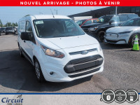 Le Ford Transit Connect XLT 2018 est un fourgon compact parfait pour les travailleurs urbains. Prati... (image 2)