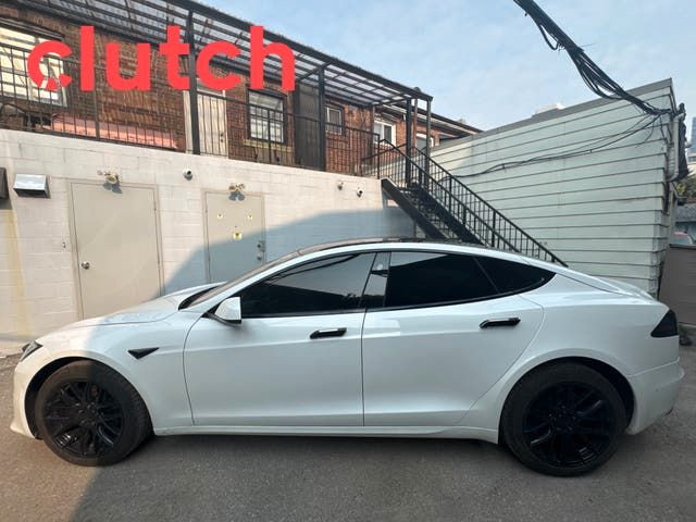 2022 Tesla Model S Long Range AWD w/ Front Heated Seats, Rearvie in Cars & Trucks in Bedford