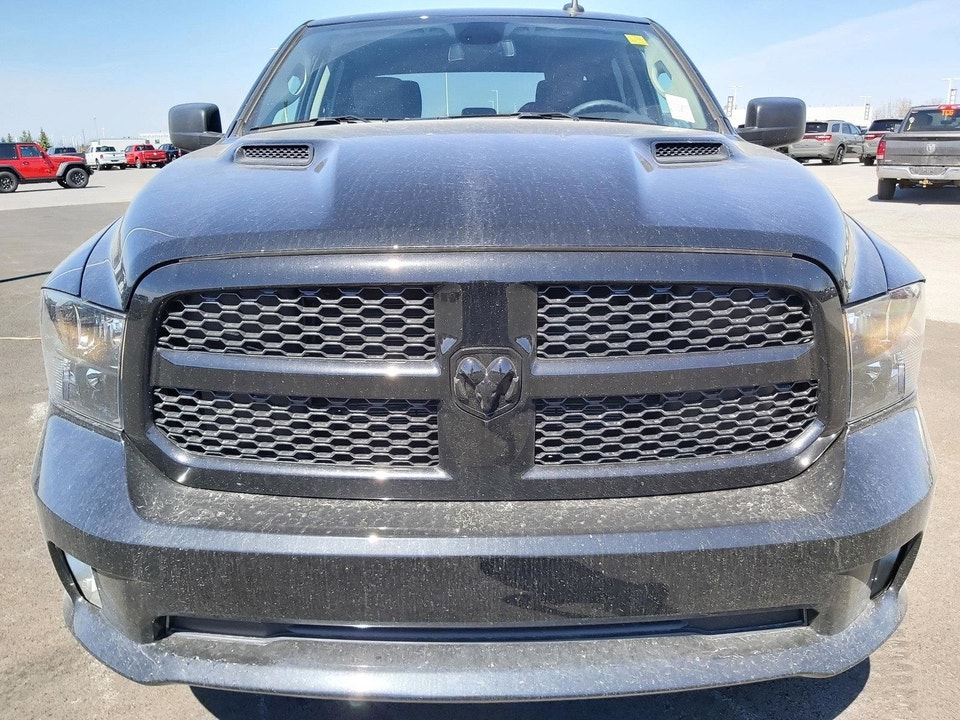 2022 Ram 1500 Classic NIGHT EDITION