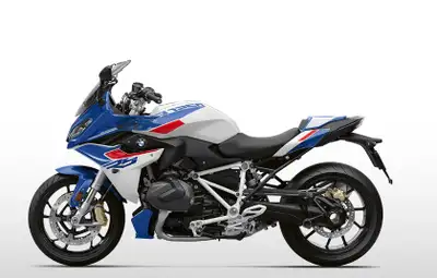 Come and meet our experts at Gabriel BMW Moto / Moto International, your dealer in Montreal since 19...