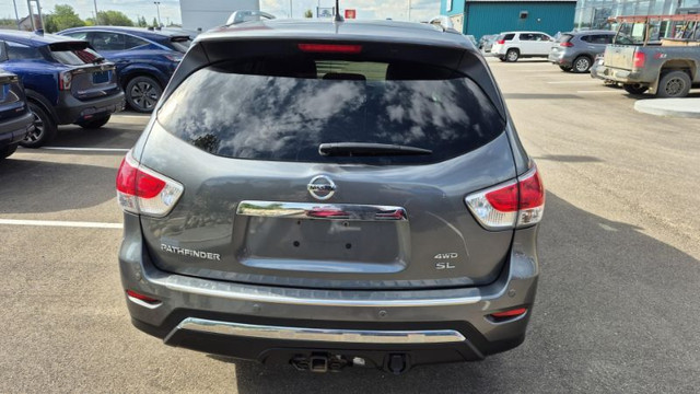 2015 NISSAN Pathfinder SL in Cars & Trucks in Lloydminster - Image 4