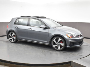 2019 Volkswagen GTI - AUTOBAHN with Low Kms - One owner and Clean Carfax. Loaded with Sunroof - Backup Camera - Navigation - Leather Interior and Lo