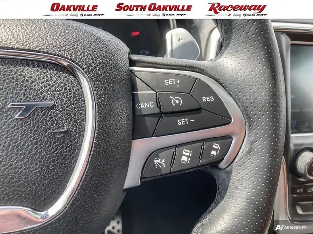 2014 Jeep Grand Cherokee SRT8 | 2 SETS OF TIRES | BREMBOS | DUAL in Cars & Trucks in Oakville / Halton Region - Image 17