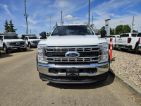 2023 Ford Super Duty F-550 DRW XLT 4WD Crew Cab 203" WB 84" CA, 6.7L V8 Diesel, 12ft Deck, Remote Ke... (image 7)