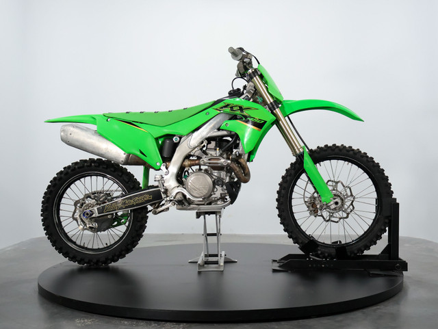 2020 Kawasaki KX450 - Lime Green in Dirt Bikes & Motocross in Kelowna - Image 2