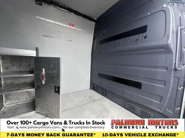 2017 Mercedes-Benz Sprinter 2500 144" HIGH ROOF 4X4 +LOW RANGE dans Autos et camions dans Région de Mississauga/Peel - Image 23