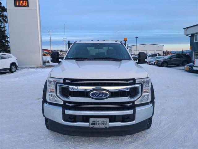  2020 Ford Super Duty F-550 DRW XLT in Cars & Trucks in Whitehorse - Image 2