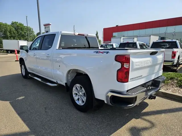 2024 Chevrolet Silverado 1500 4WD Crew Cab 157" LT, 2.7L 4Cylind in Cars & Trucks in St. Albert - Image 4