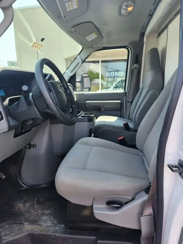 2024 Ford E-450 Just arrived! 16ft cube van with ramp.. in Cars & Trucks in City of Halifax - Image 6