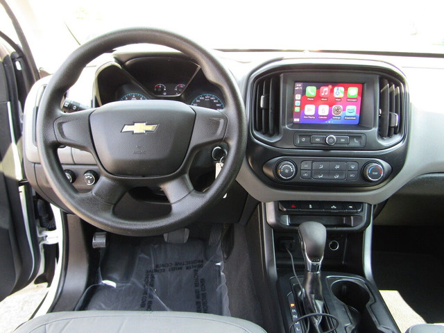 2022 Chevrolet Colorado 4WD Ext Cab WT 3.6 V6/CARPLAY/B.CAMERA/N in Cars & Trucks in Calgary - Image 2