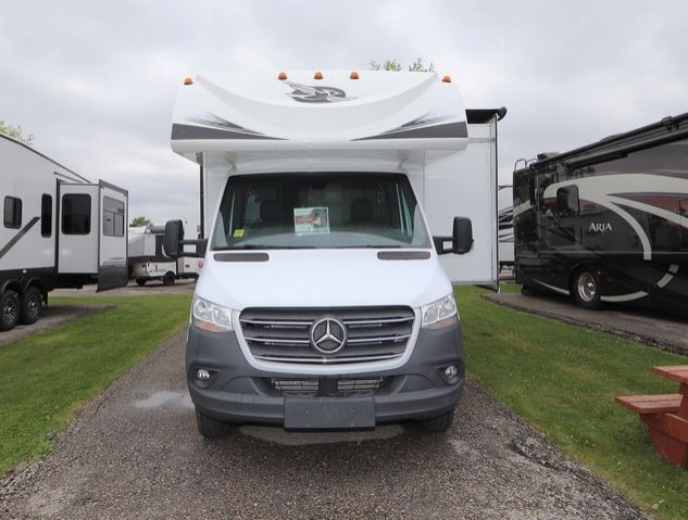 2020 Jayco Melbourne 24L in RVs & Motorhomes in Calgary - Image 2