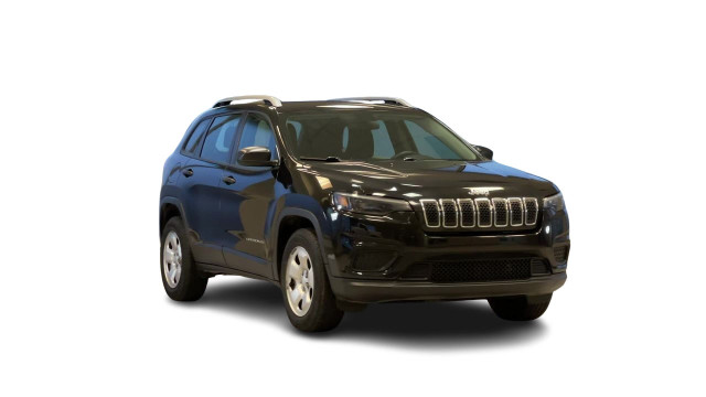 2019 Jeep Cherokee Sport Heated Seats, Heated Steering, Back up  in Cars & Trucks in Regina - Image 3