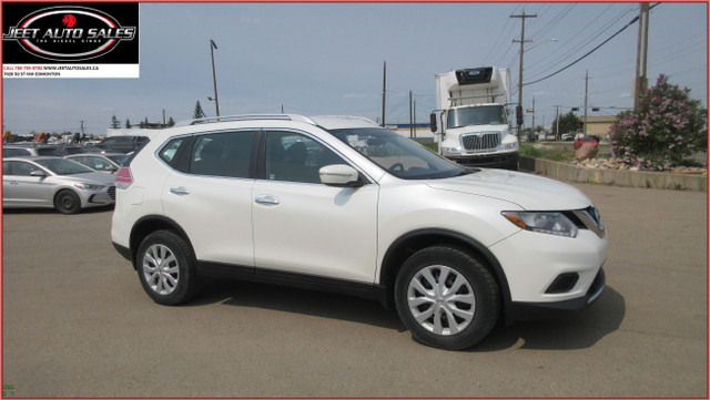2015 Nissan Rogue S AWD SUV in Cars & Trucks in Edmonton - Image 3