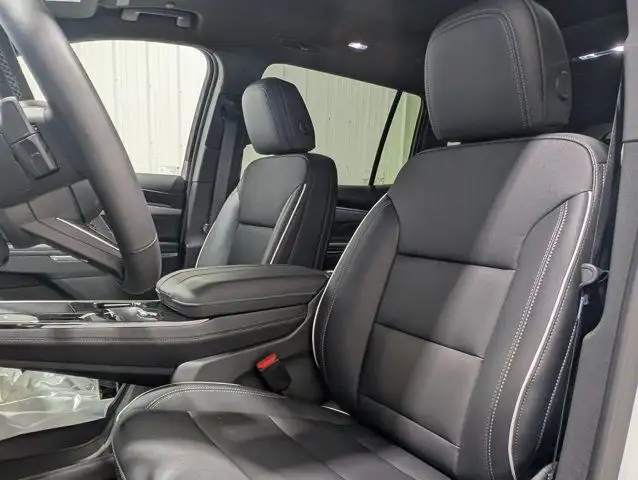 2025 Buick Enclave Preferred- Technology Pkg - Power Pkg in Cars & Trucks in Barrie - Image 30