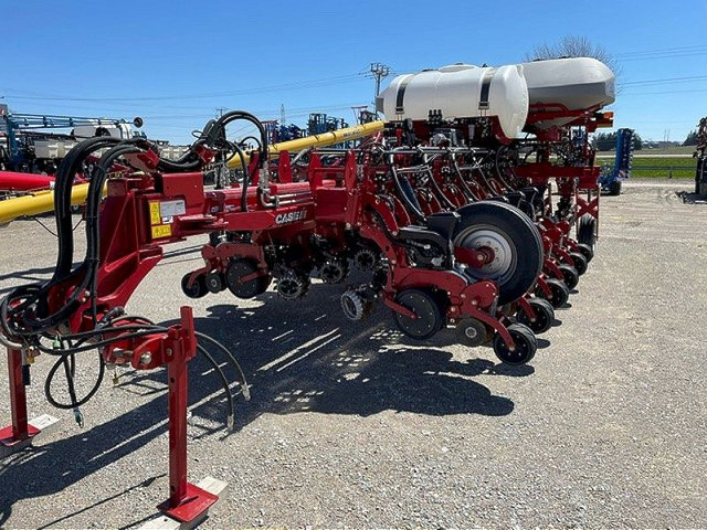 2020 CASE IH 2150 EARLY RISER 16 ROW PLANTER in Farming Equipment in Ottawa